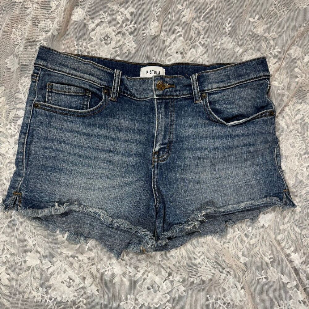 Pistola Denim Distressed Cutoff Shorts Women’s Size 30 Light Wash Raw Hem